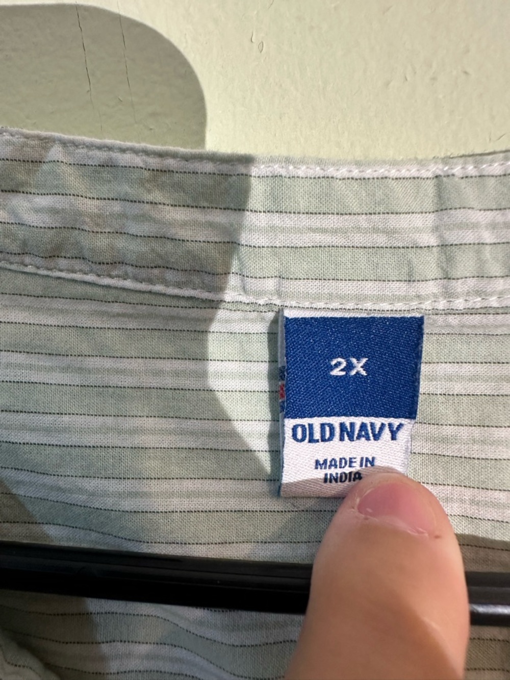 Old Navy striped v neck boxy blouse size 2x - Picture 2 of 2